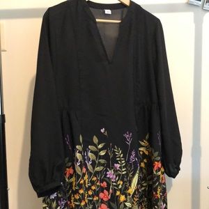 Old Navy Black Floral print dress, size M